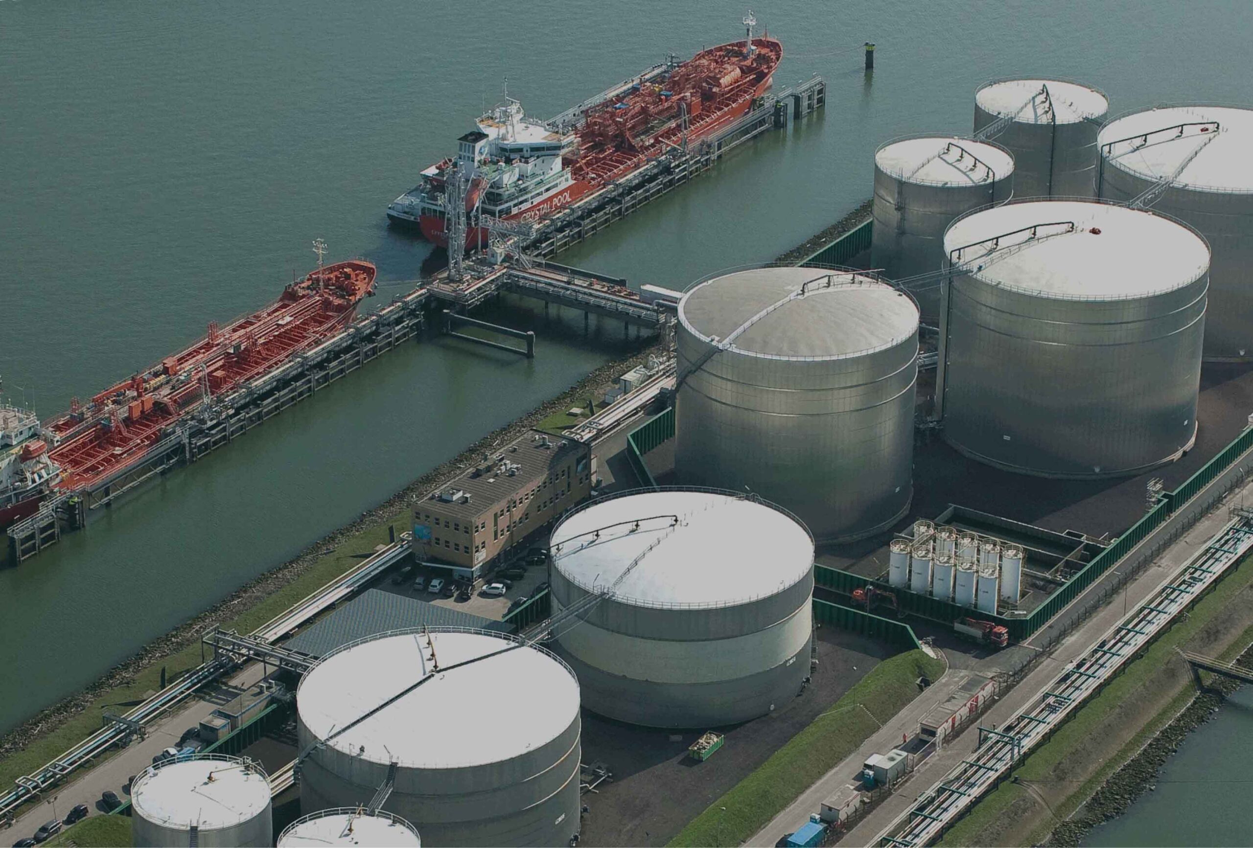 Oil depots, tank farms and crude oil storages in Europe